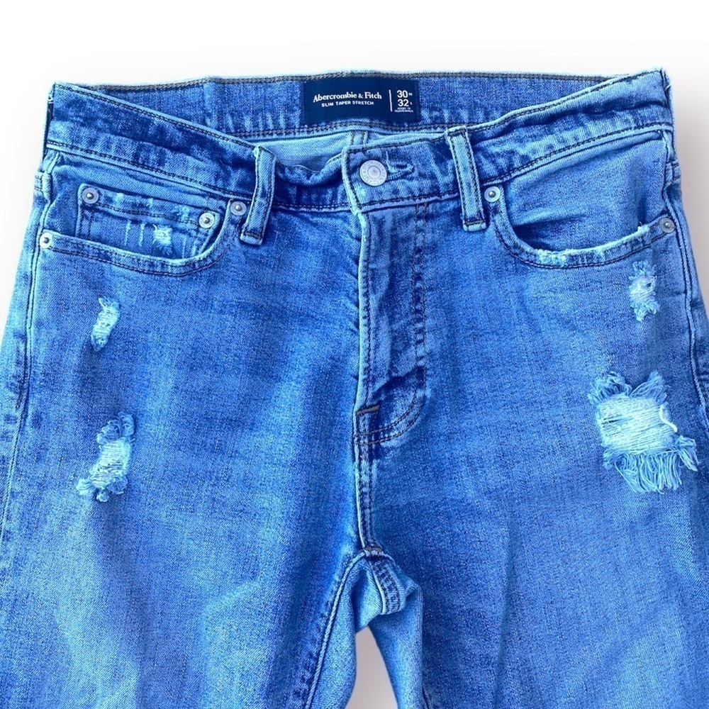Abercrombie & Fitch Slim Taper Jeans Size 30x32 - Picture 2 of 6